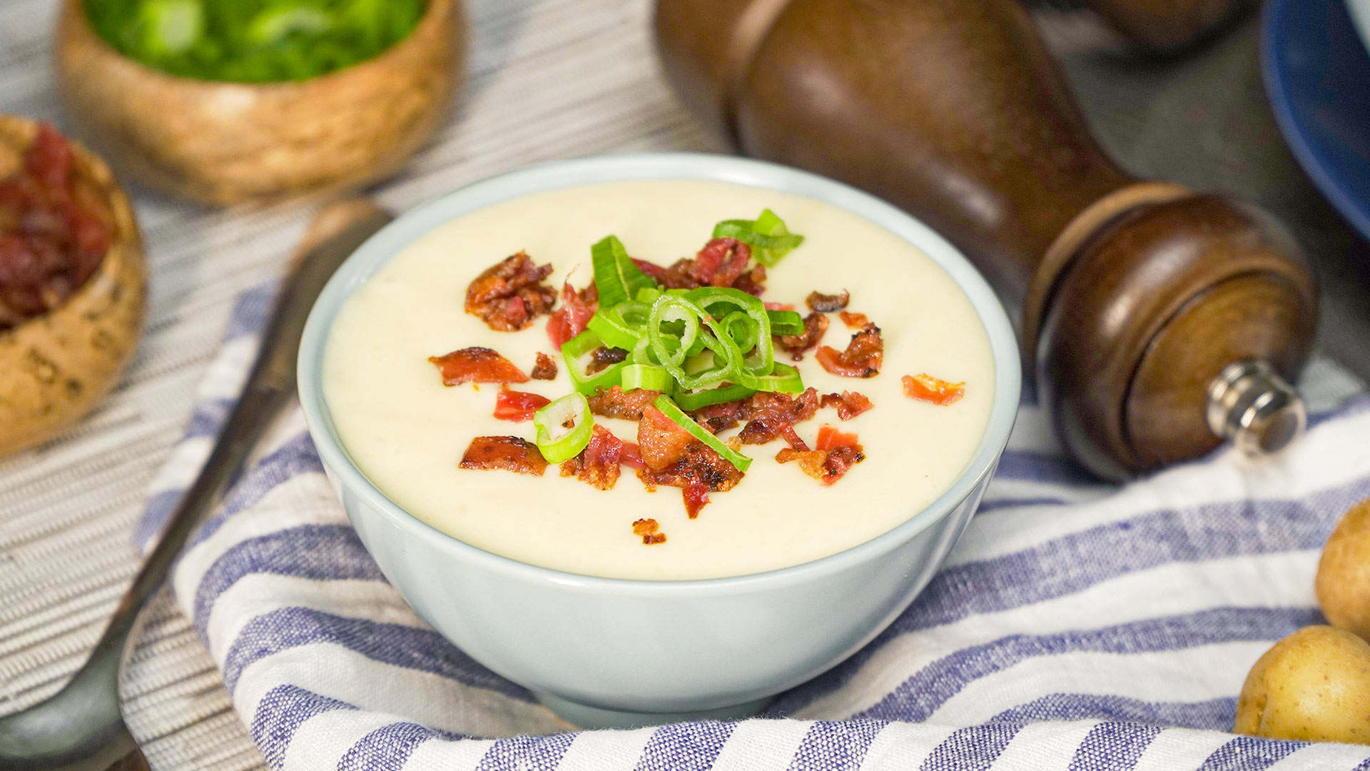 Copycat Bob Evans Cheddar Baked Potato Soup Recipe