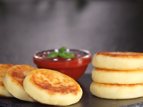 cheesy potato cakes recipe